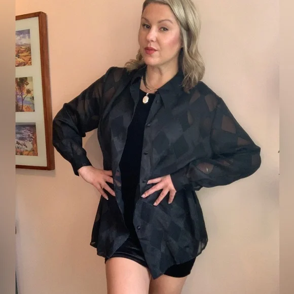 Vintage 'The Work Connection' Black Sheer Diamond Pattern Button Up Blouse - Picture 9 of 10